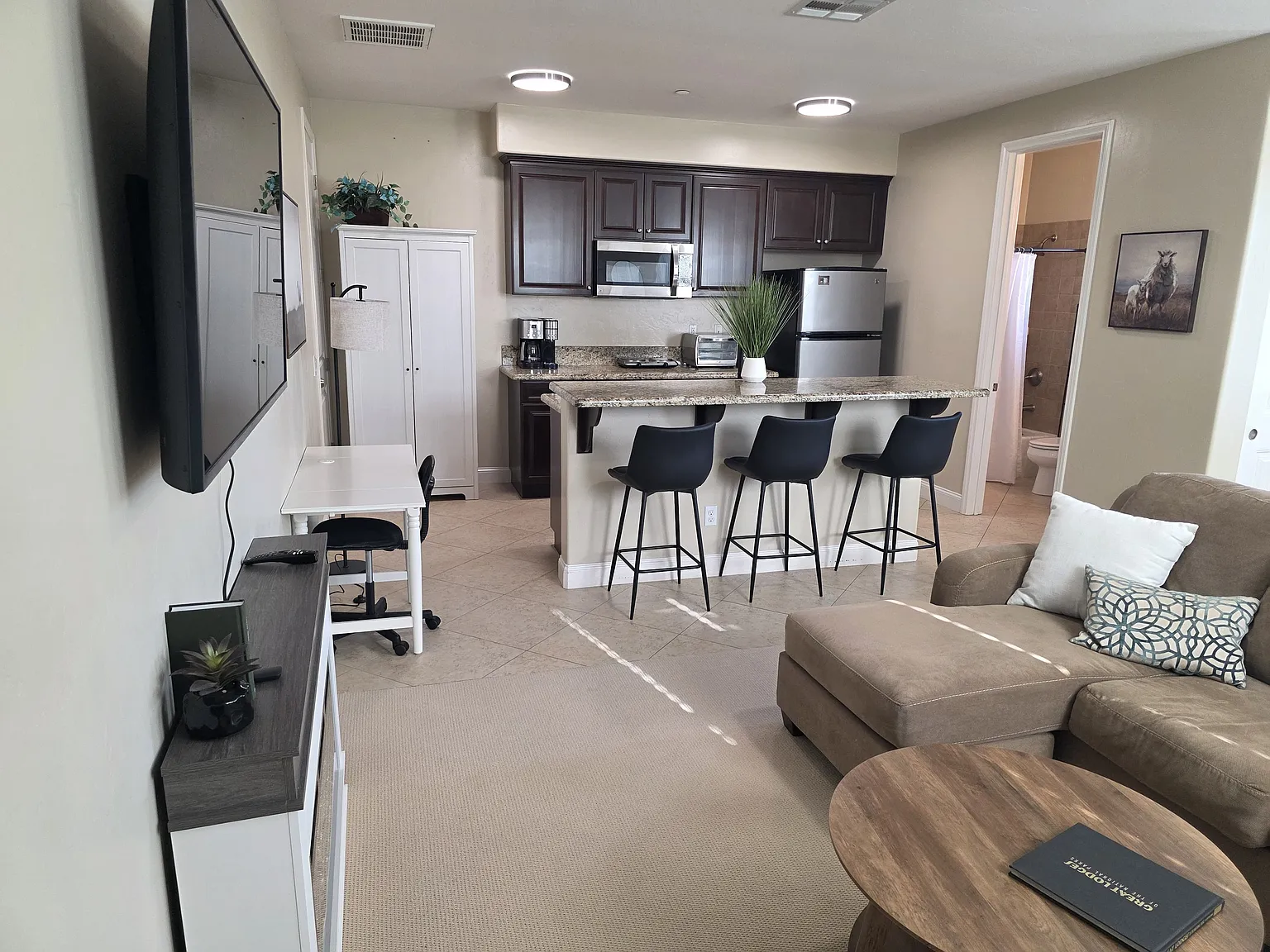 12943 Polvera Ct — Photo 3
