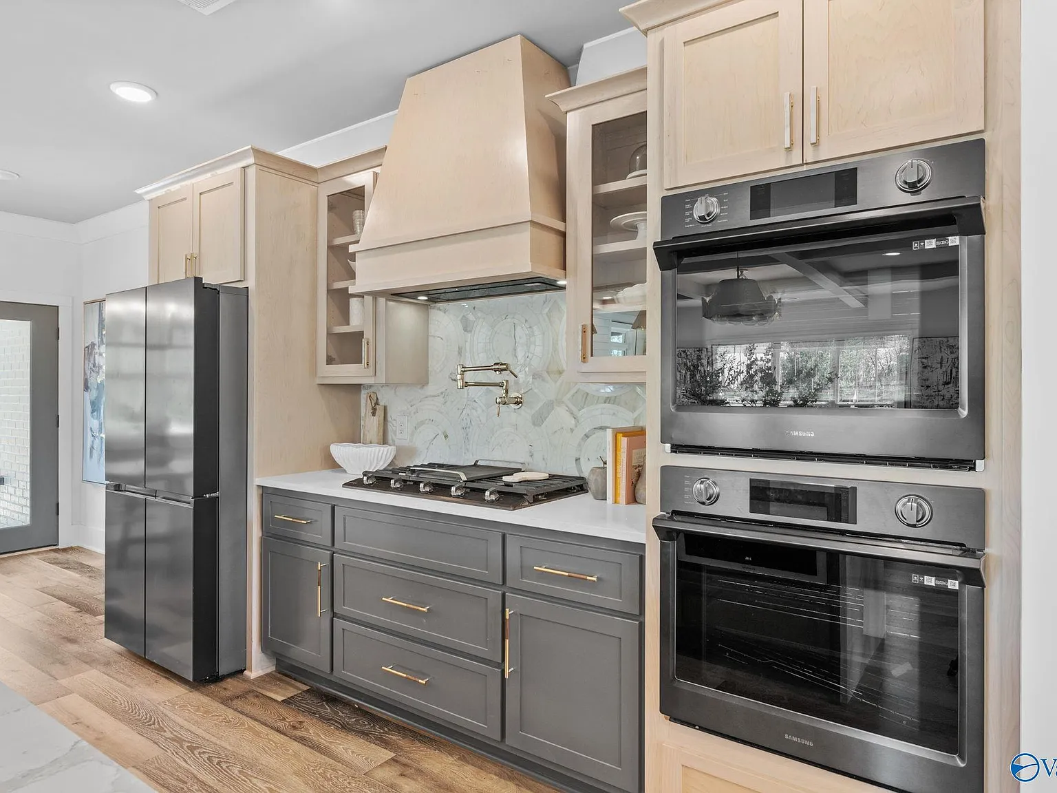4 bed, 3.0 bath, 3180 sqft, $3,500 — Photo 4