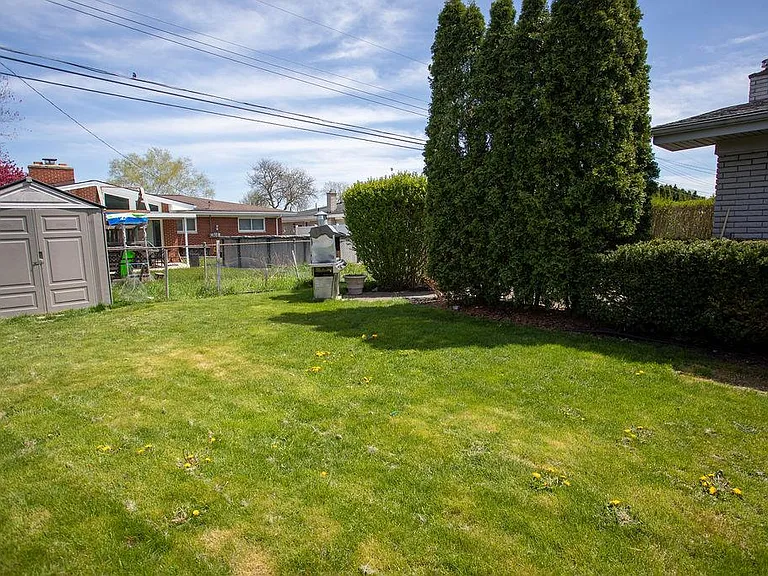 35470 Dearing Dr — Photo 18