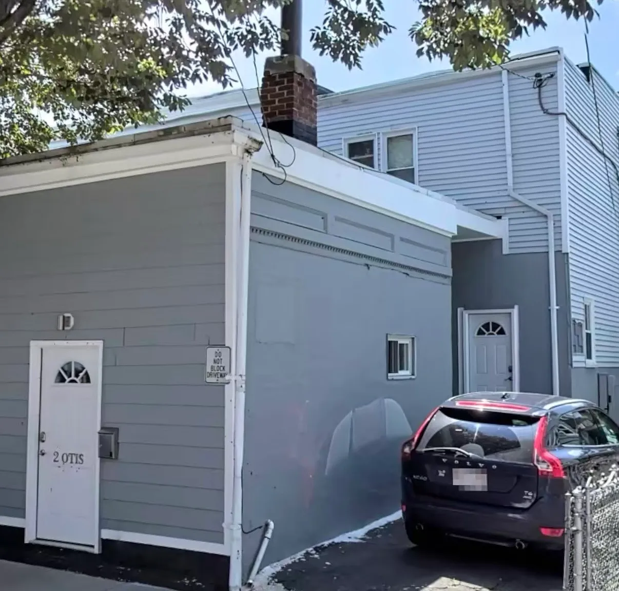 1 bed, $2,275 — Photo 1