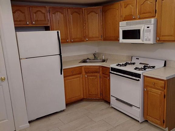 2nd image of 308 Alverson Ave