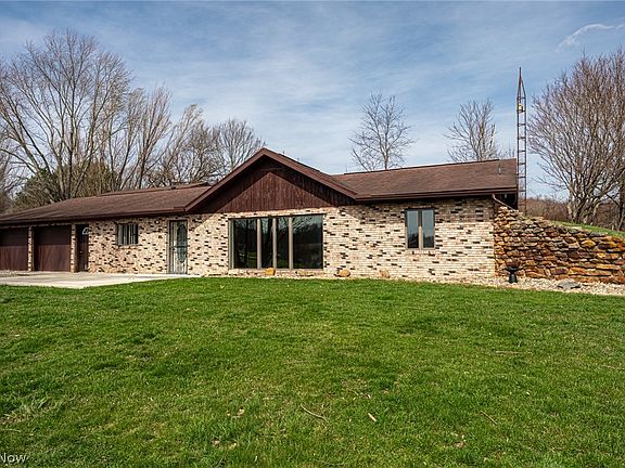4th image of 26140 Township Road 37