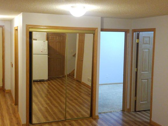 3rd image of 3817 26th Ave S #2