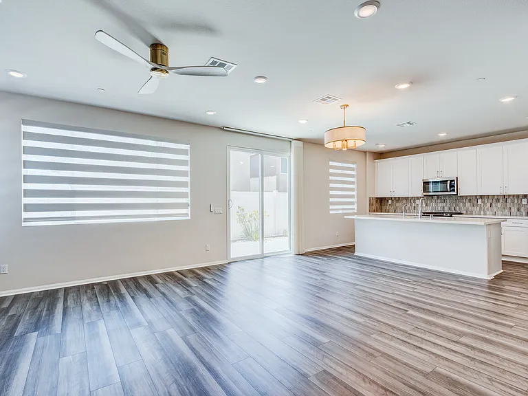 36469 Shine Dr — Photo 5