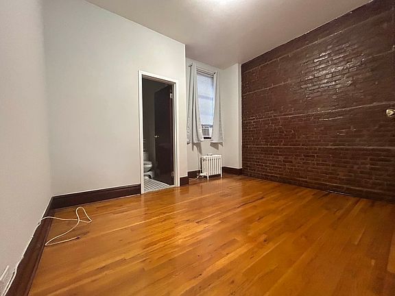 4th image of 28 W 125th St APT 4B