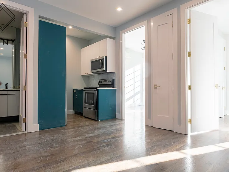 543 Marcy Ave #3L — Photo 3
