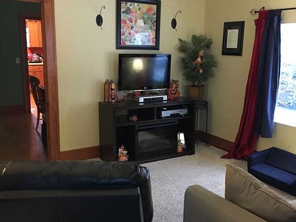 4th image of 1208 Delta Ave