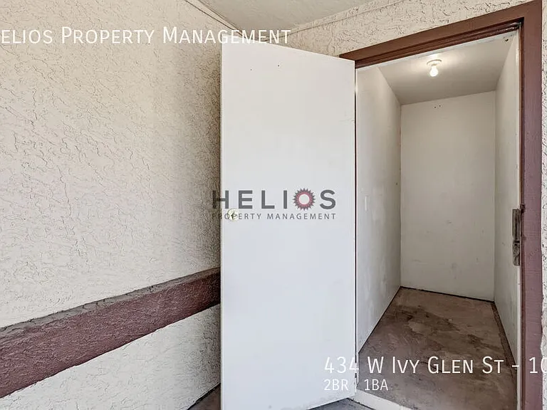 434 W Ivyglen St #105 — Photo 17