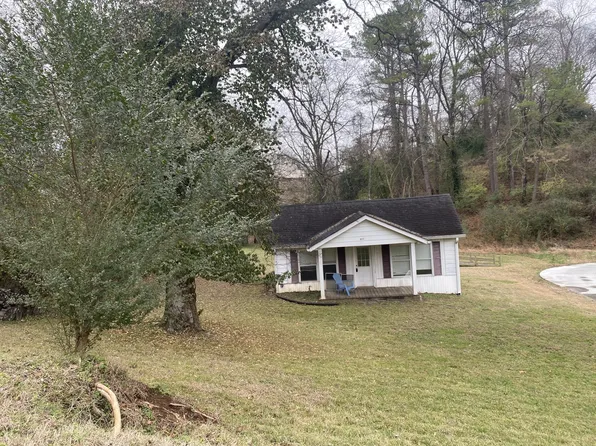 831 Cumberland Dr, Clarksville, TN 37040