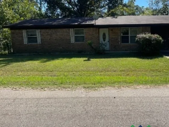 723 W Avenue F St, Hope, AR 71801