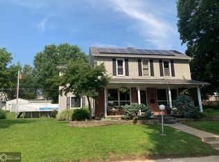 1717 River St, Burlington, IA 52601