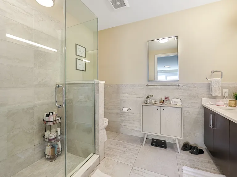 10 Main St #414 — Photo 15
