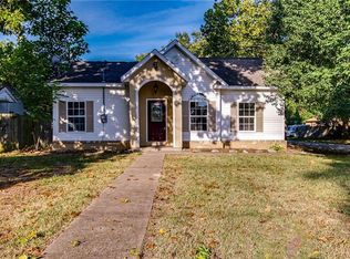 222 N 9th St, Rogers, AR 72756