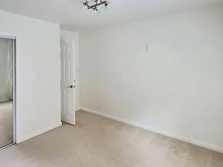 815 Heritage Valley Rd — Photo 11