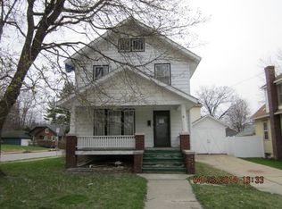 1258 S Maple Ave, Freeport, IL 61032