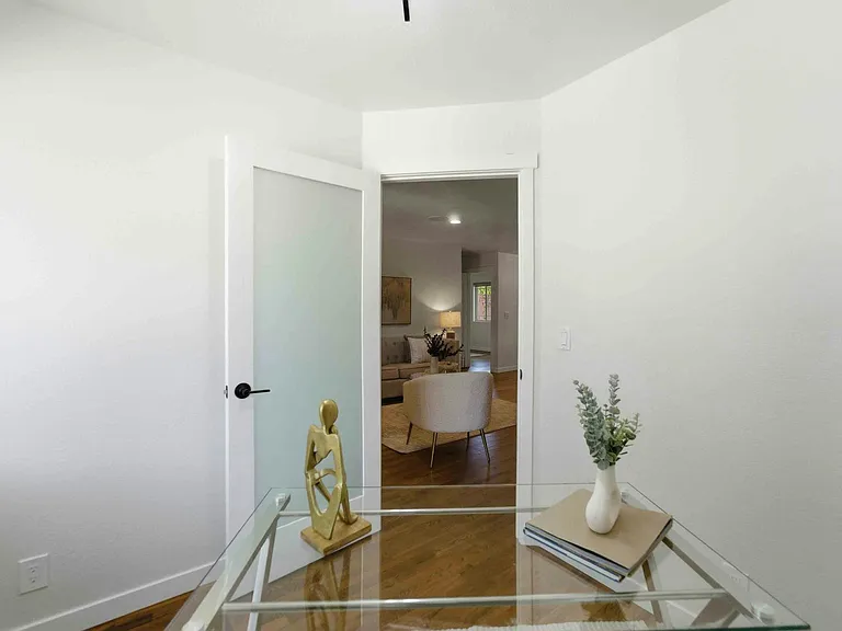 313 N Milton Ave — Photo 8