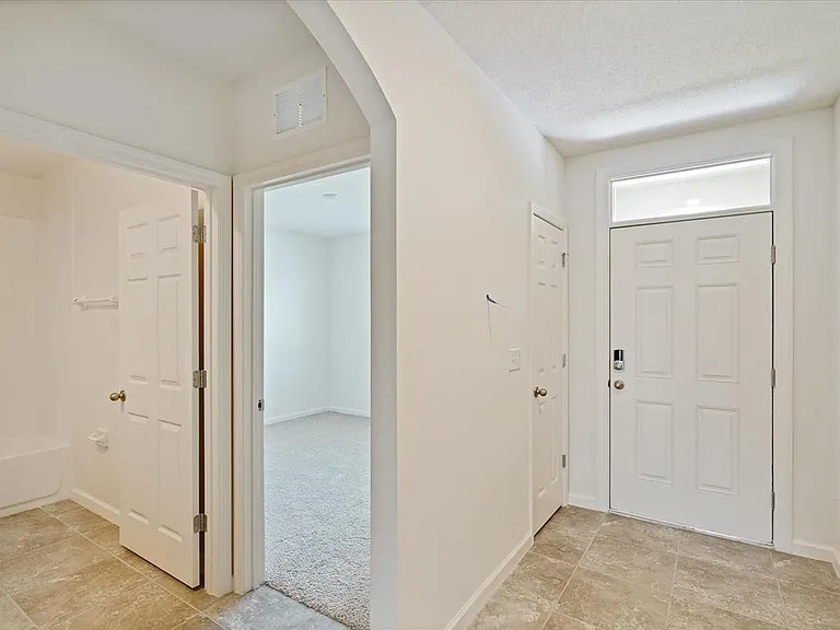 10695 SW Prato Way — Photo 5