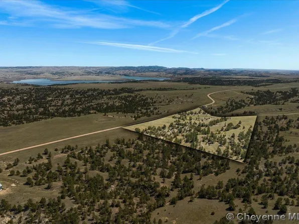 14 Wendover Rd, Guernsey, WY 82214