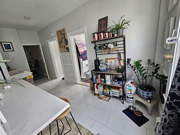 4th image of 5 Coral Ave #2