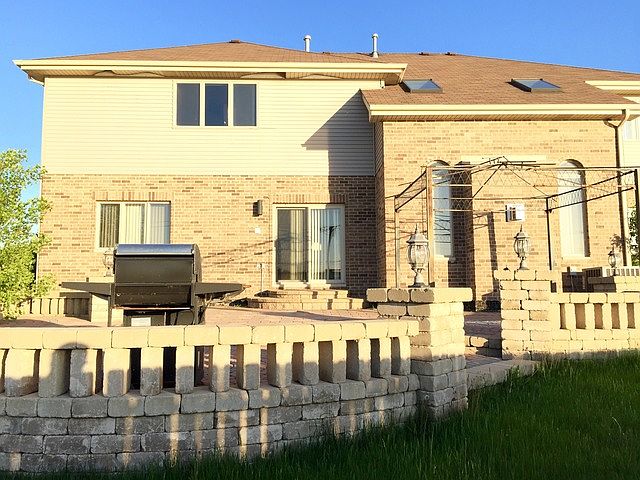 2nd image of 21118 Vivienne Dr