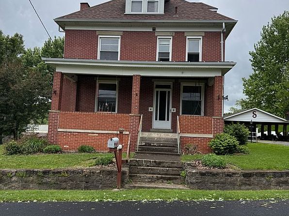 418 Walnut Ave