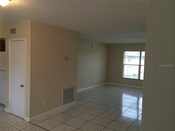 4th image of 1715 Michigan Ave APT D