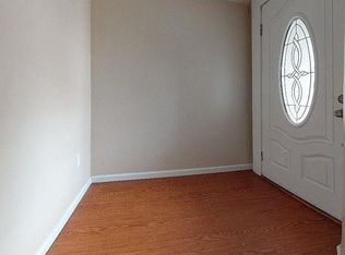 49 Wamesit St #1, Lowell, MA 01852