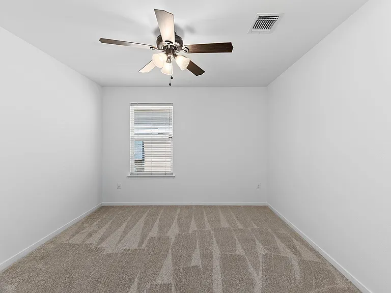 19304 Great Falls Dr — Photo 35