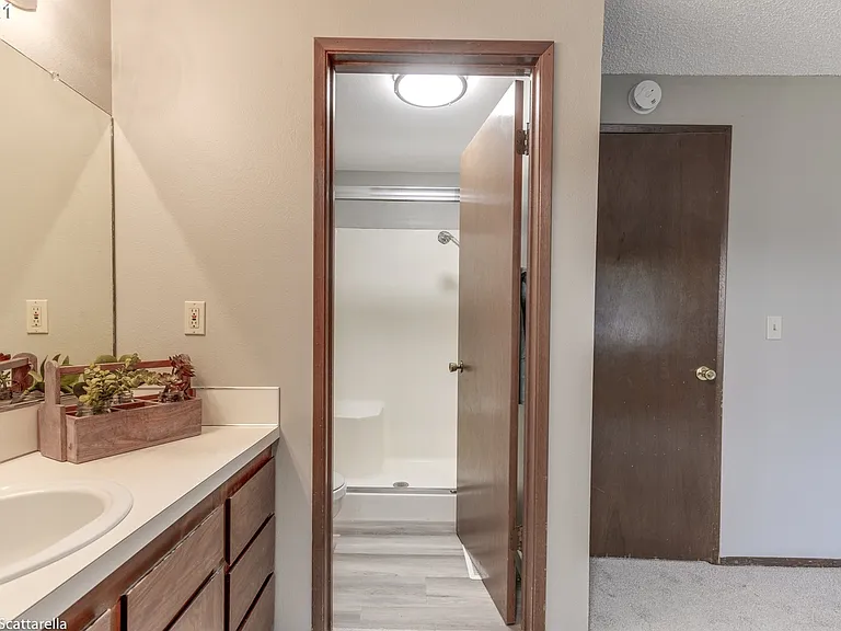 2075 SW Wynwood Ave — Photo 13