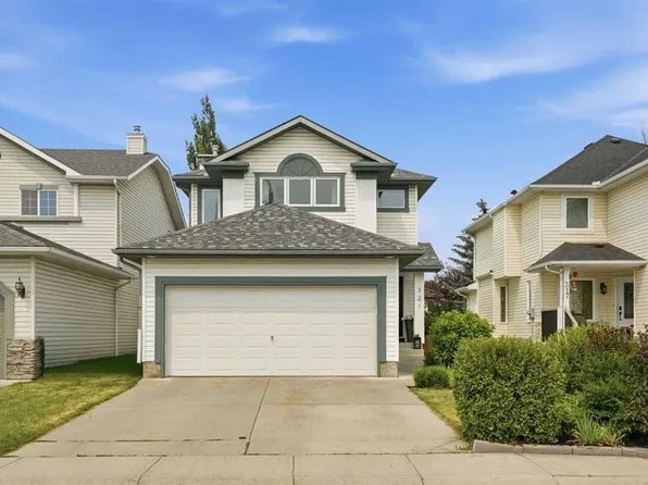 321 S Douglas Ridge Cir SE, Calgary, AB T2Z 3H5
