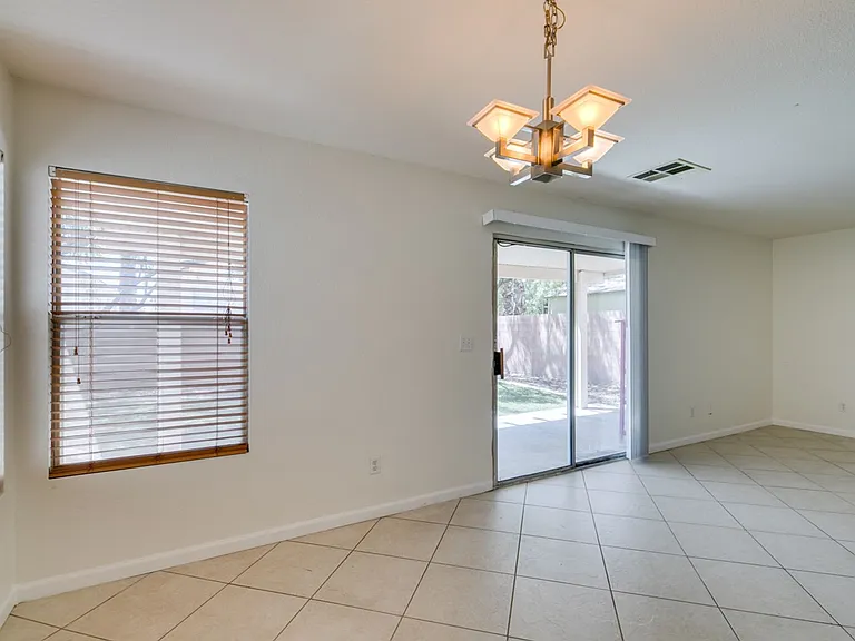 5025 Glittering Star Ct N — Photo 27
