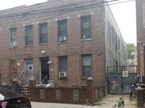 2268 Strauss St, Brooklyn, NY 11212
