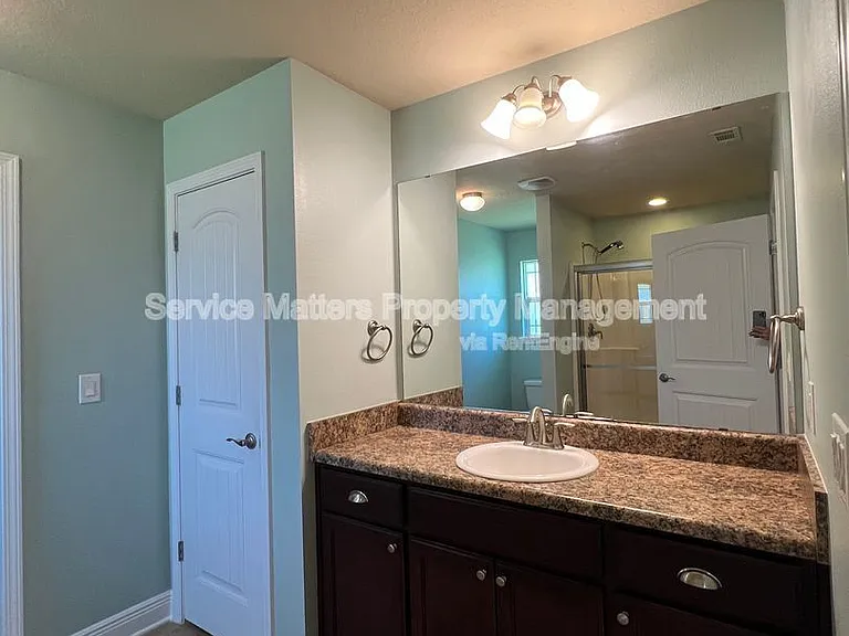 4496 Fiske St — Photo 20