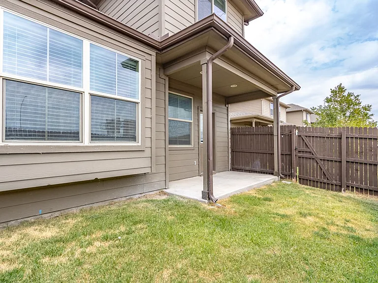 2880 Donnell Dr #4101 — Photo 32
