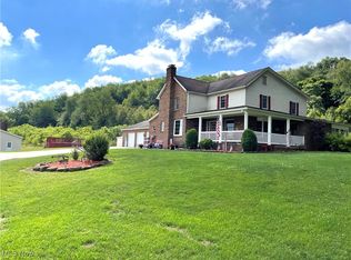 11366 Lippincott Rd, East Rochester, OH 44625