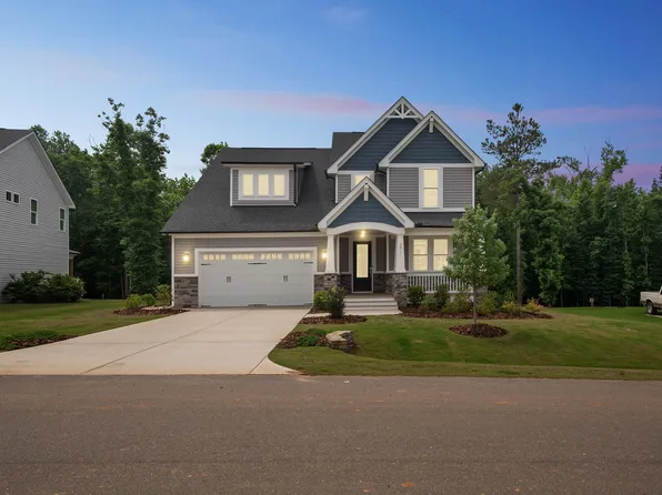 271 Amber Oak Dr, Selma, NC 27576