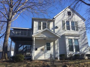 2067 Oak St., Quincy, IL 62301