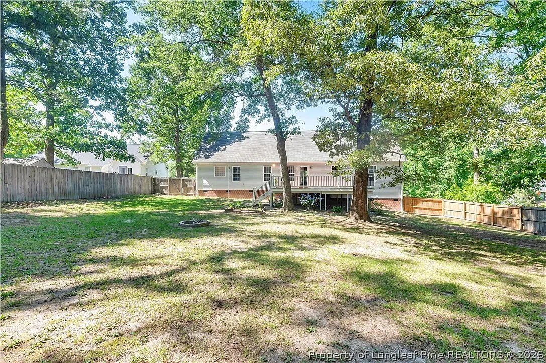 3 bed, 2.0 bath, 1941 sqft, $1,850 — Photo 4
