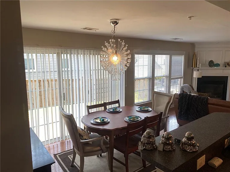 294 Balaban Cir — Photo 6