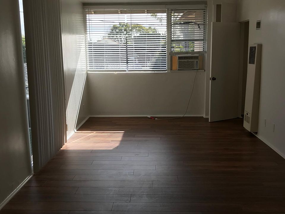 2nd image of 444 E San Antonio Dr #450-A