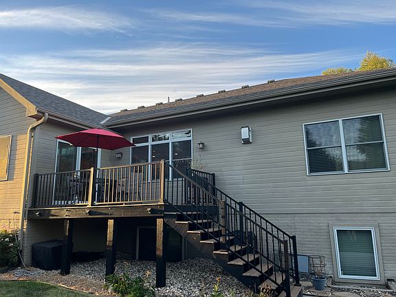 4th image of 1001 Edgewater Dr