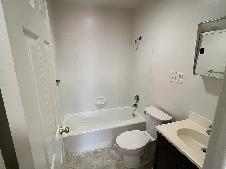 Mapleview Terrace Apartments — Photo 7