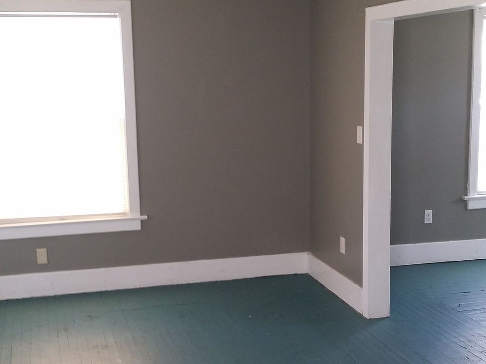 1st image of 113 E South St