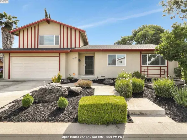 8492 Wicklow Ln, Dublin, CA 94568
