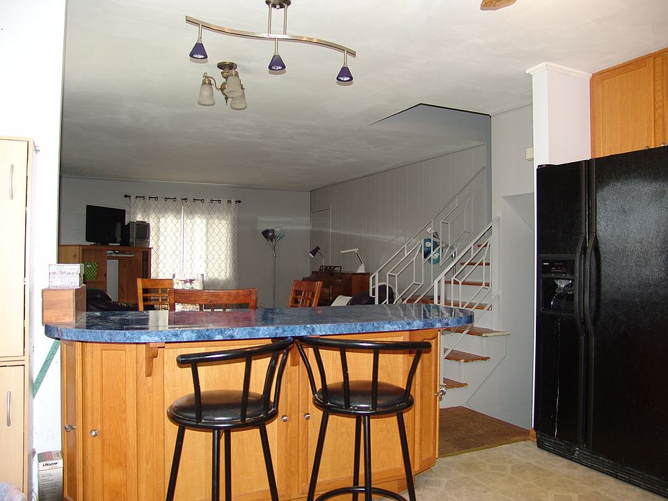 1st image of 146 Westwood Dr