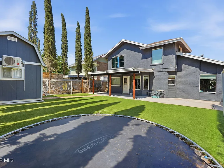 2437 Fletcher Pl — Photo 41