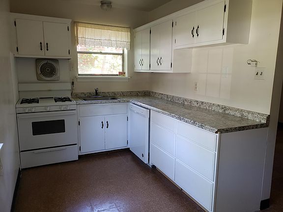 2nd image of 3406 W Grace St