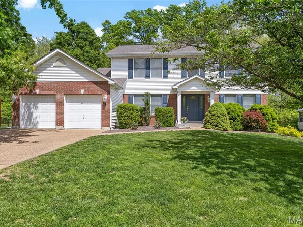2 Wing Stem Ct, Dardenne Prairie, MO 63368