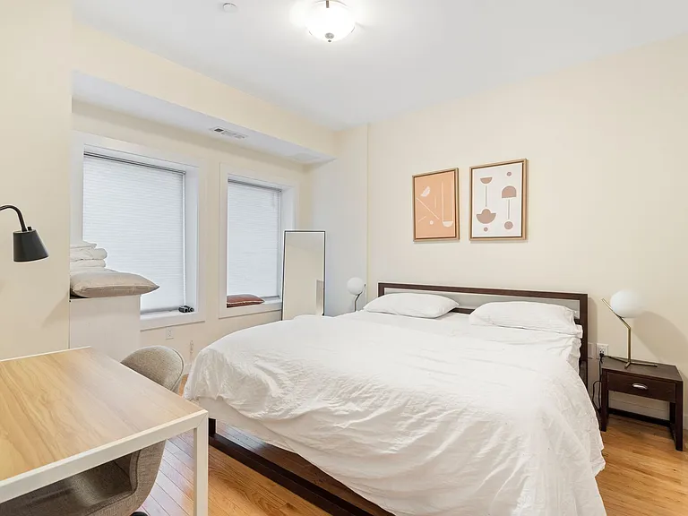 11 Miner St #201 — Photo 4