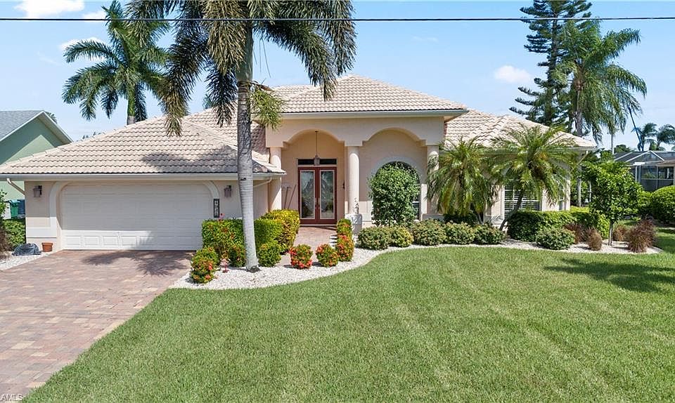 1st image of 4925 SW 11th Ct